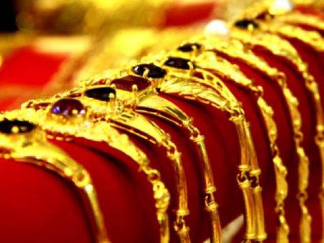 Giá vàng hôm nay 10/3: Vàng thế giới giảm sâu, vàng trong nước đảo chiều tăng nhẹ