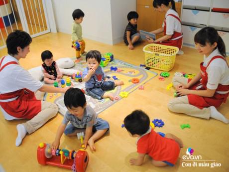 Kinh ngạc trước độ tuổi trẻ bắt đầu đi học ở những nước có nền giáo dục tốt nhất TG
