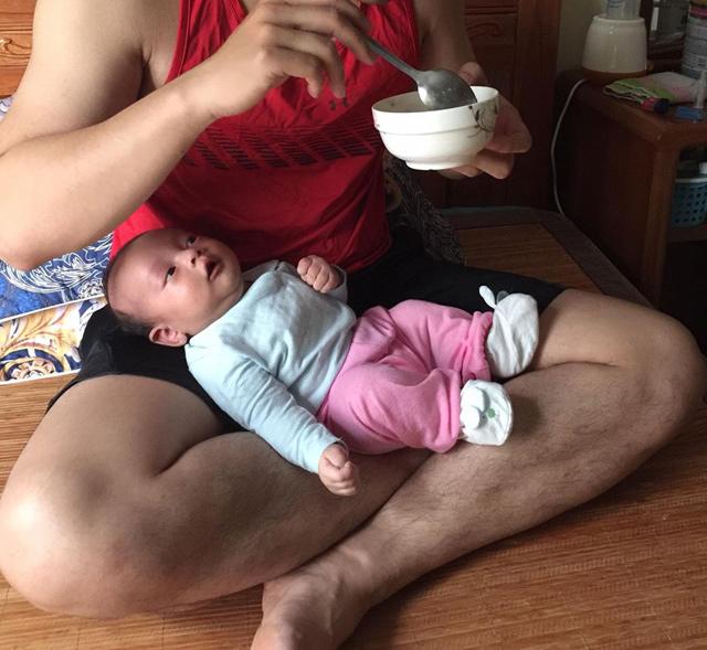 bo tre gay sot voi man tam cho con so sinh kheo den noi "con cu nam im huong thu" - 4