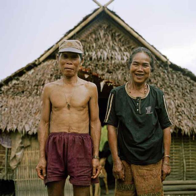 bo lac ky la, noi bo me xay choi cho con gai "quan he" voi bao nhieu nguoi tuy y - 4