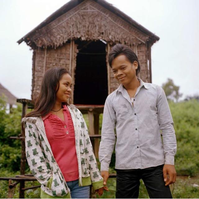 bo lac ky la, noi bo me xay choi cho con gai "quan he" voi bao nhieu nguoi tuy y - 5