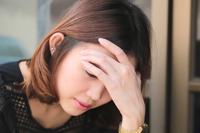 can nha moi mua chua kip ve o, chong bien thanh noi hen ho voi nhan tinh - 3