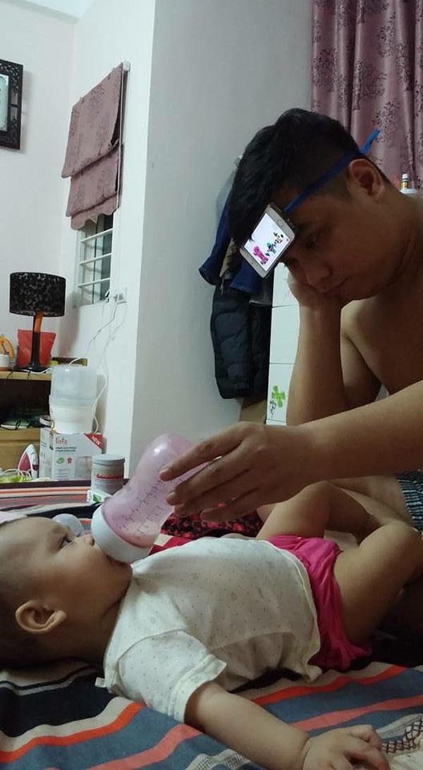 hy sinh hinh tuong soai ca de do con, ong bo tre khien be so "meo mat" - 6