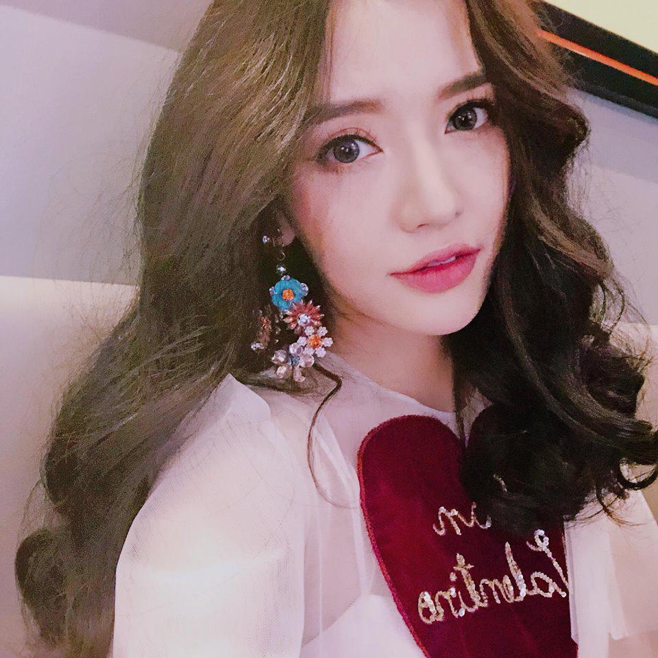 tam biet cam nong, "gai e" bich phuong mat chuan vline nho giam 4kg - 17