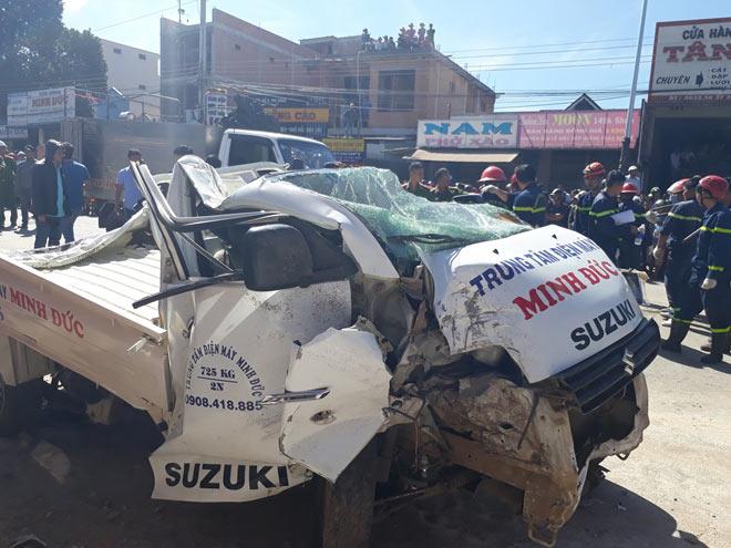 xe tai mat phanh gay tai nan kinh hoang, it nhat 6 nguoi tu vong - 1