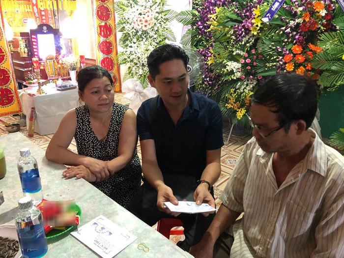 dien vien minh luan lang le den vieng hiep si xau so, ngoc trinh ung ho 25 trieu dong - 4
