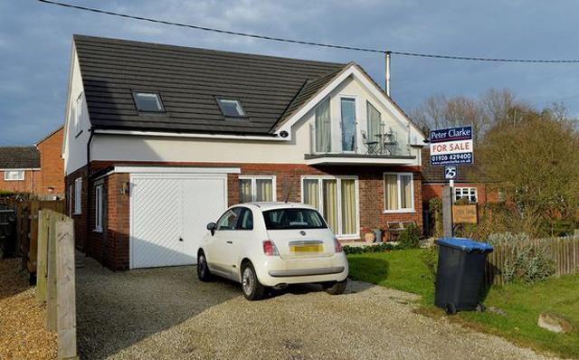 khong dong y giam gia ban nha hau ly hon, vo bi chong dung chao tan cong den chet - 2