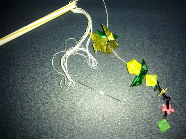 co gai co chiec luoi tu than - 2