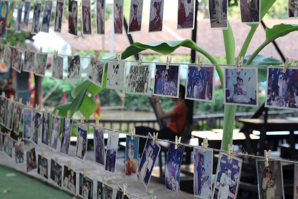 ky uc mot thoi ua ve qua trien lam dam cuoi xua cua sinh vien truong bao - 5