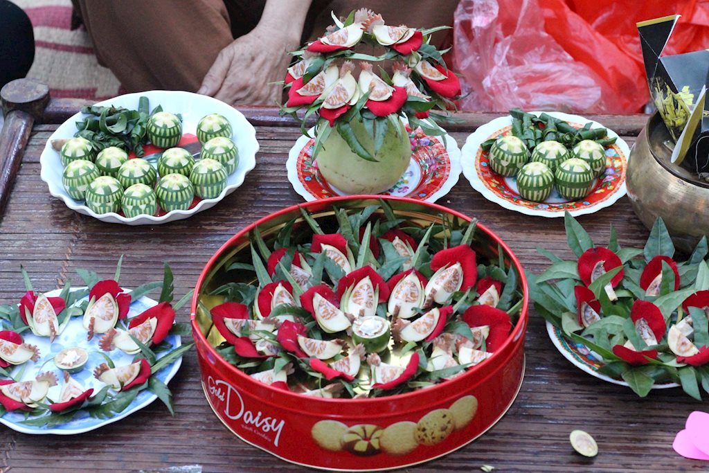 ky uc mot thoi ua ve qua trien lam dam cuoi xua cua sinh vien truong bao - 8