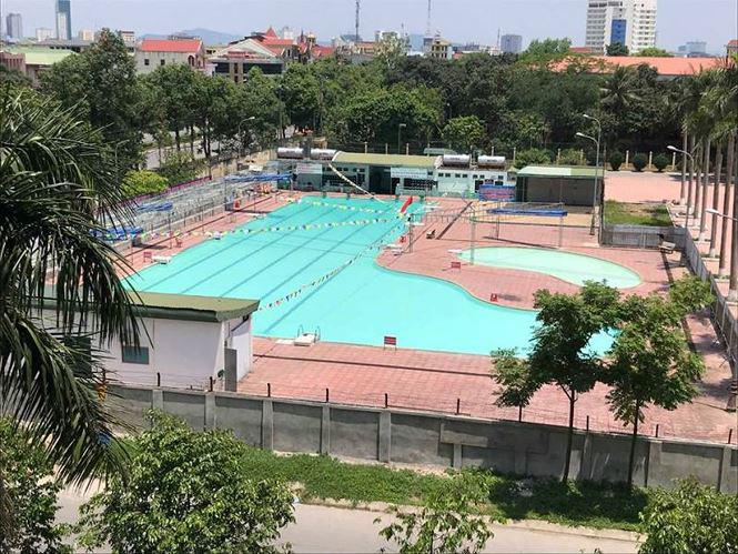 nghet tho giay phut giai cuu hai me con khoi be boi bi ro dien - 2