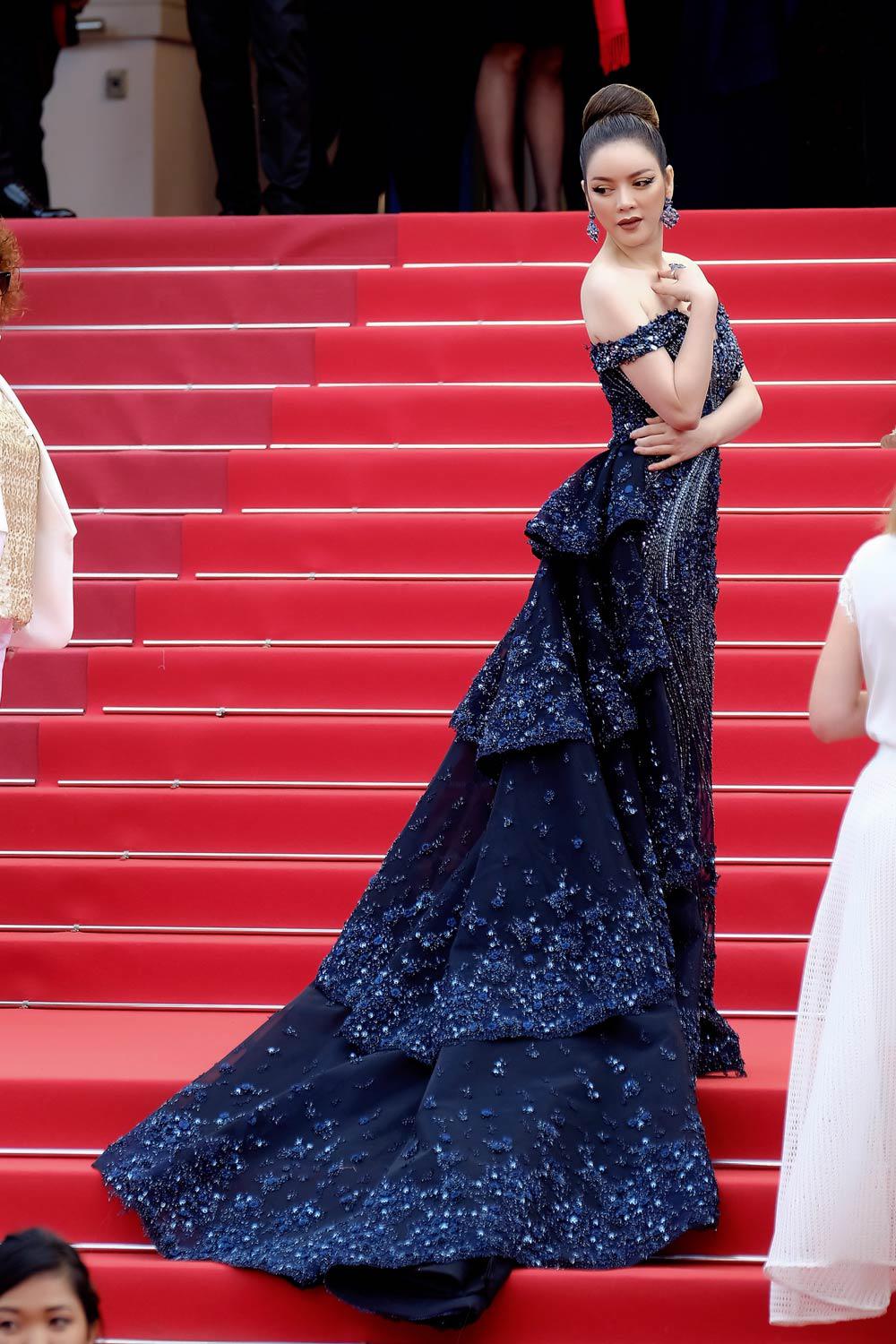 dien vay dinh hang ngan vien pha le, ly nha ky chinh la "nu hoang bang gia" cua cannes 2018 - 7
