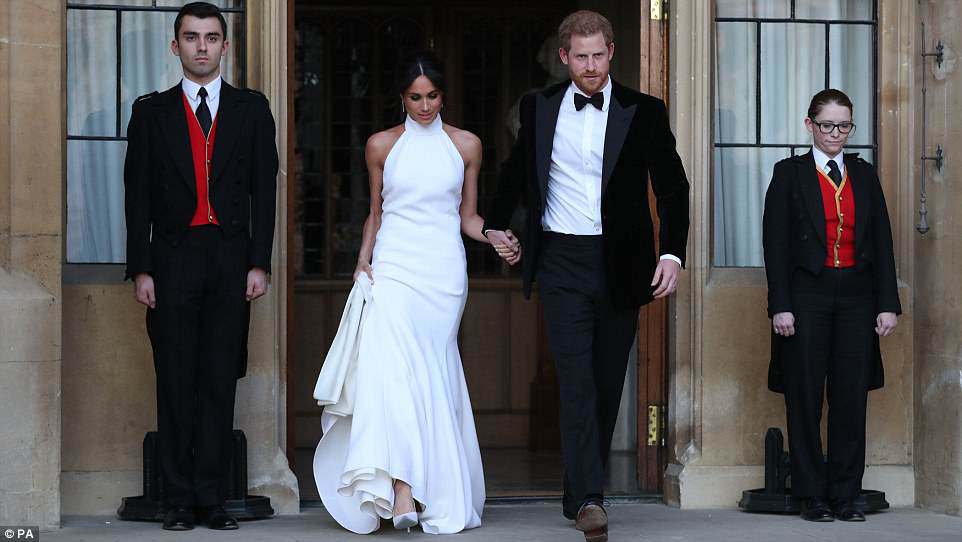 cong nuong meghan markle xinh dep duyen dang cung chong di du tiec sau dam cuoi - 3