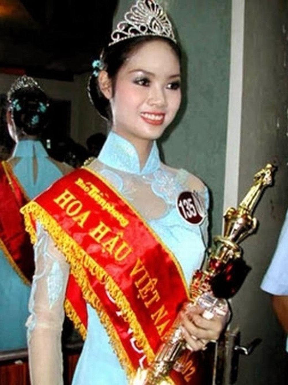 mai phuong - hoa hau viet nam dau tien vao top 15 the gioi, tai xuat sau 16 nam - 2