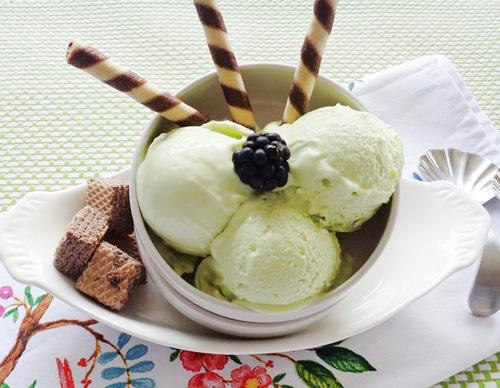 3 cach lam kem bo vua nhanh gon, ngon bo lai thom mat ngay nang nong - 1