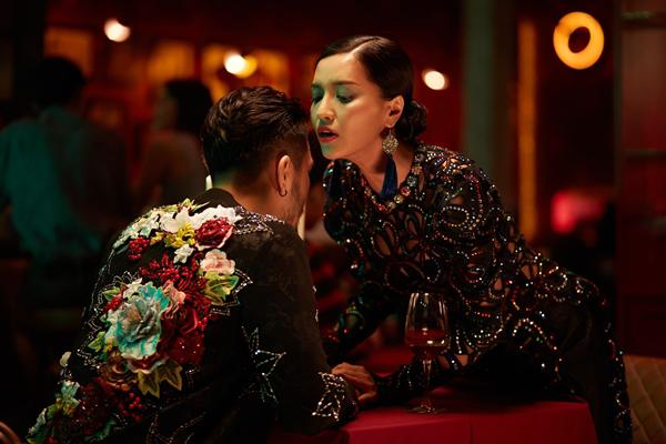 hoc cach mac ao dai vua chat lai khong bi sen nhu nha phuong, angela phuong trinh - 11