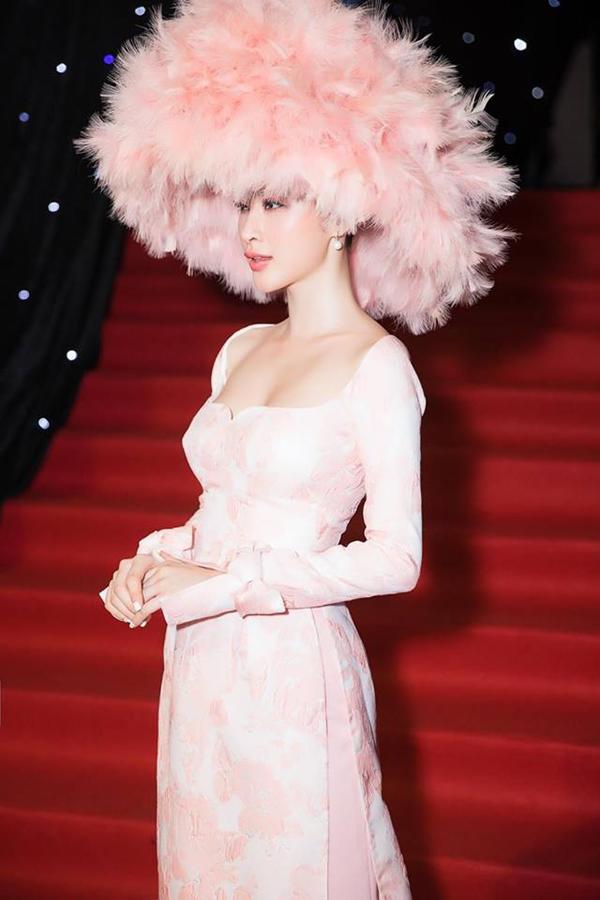 hoc cach mac ao dai vua chat lai khong bi sen nhu nha phuong, angela phuong trinh - 5