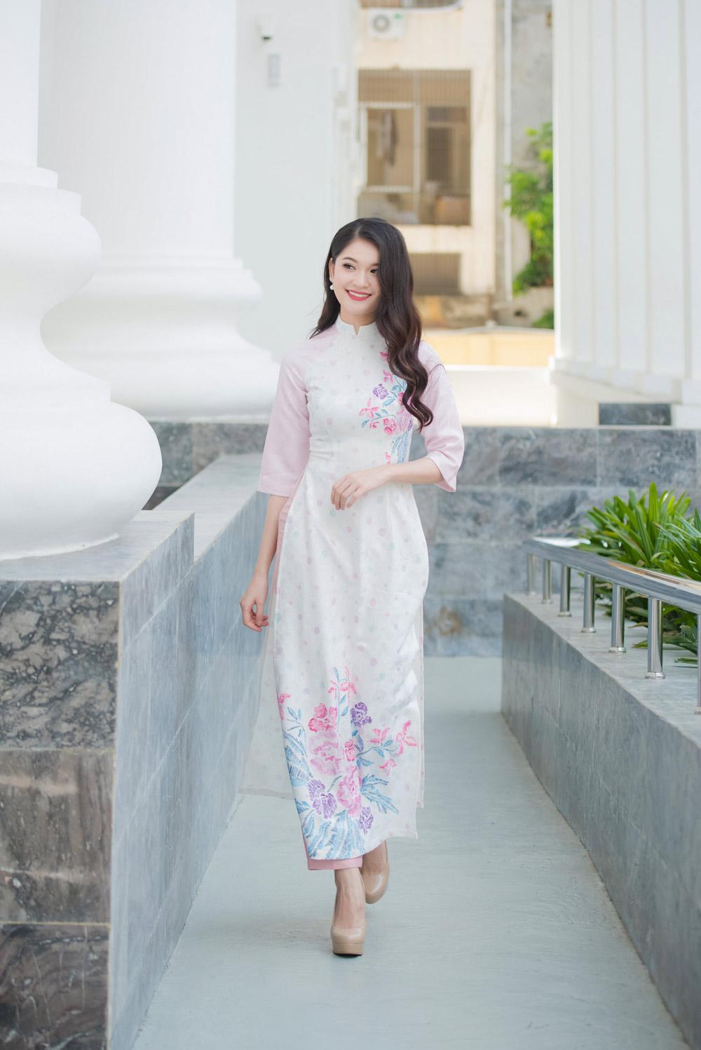 a hau huyen my chinh la nguoi dep viet nam duy nhat lot top hoa hau dep nhat the gioi - 8