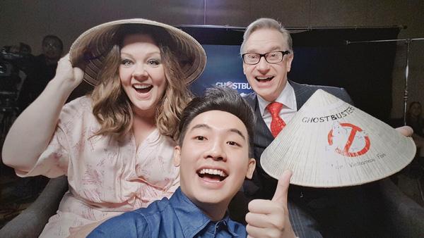 non la - tu di san van hoa den cuoc "do bo" ngoan muc tren san runway quoc te - 19