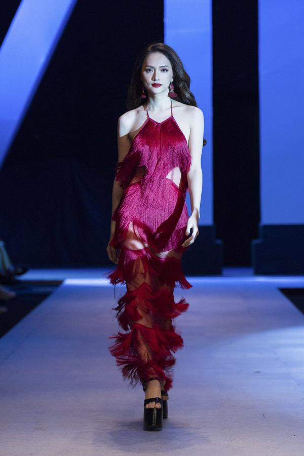 diem mat nhung chiec dam tua rua dang cong pha lang mot viet - 7