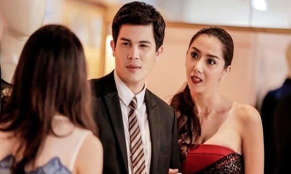 co ban than nham hiem, vua giup toi cau hon nguoi yeu, dem da lua toi len giuong - 1