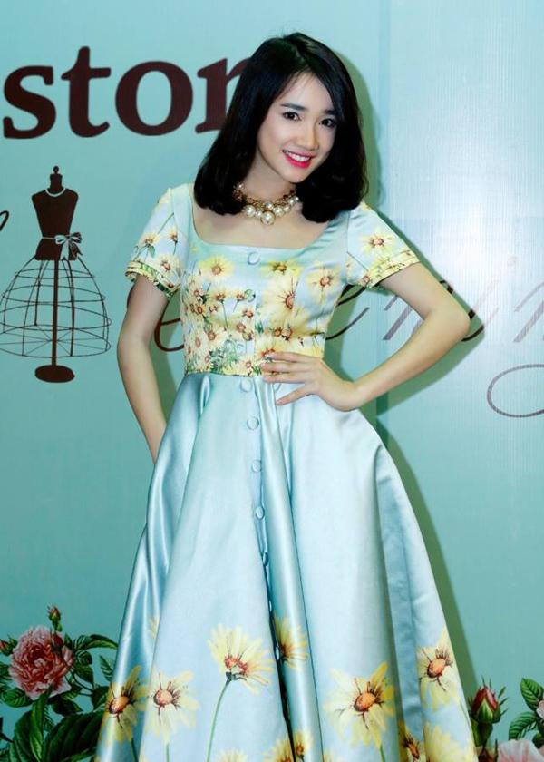 hanh trinh lot xac ngoai hinh tu "sen sam" den "sang chanh" cua nha phuong - 4