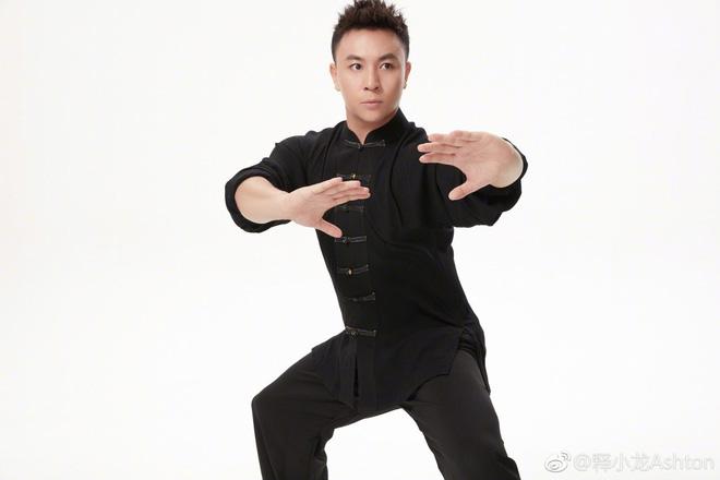 thich tieu long: "cau be vang" tung rat duoc yeu thich va hanh trinh tim lai hinh anh tuoi 30 - 17