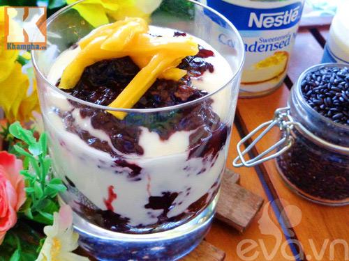 mat lanh te nguoi voi 2 cach lam sua chua nep cam tuyet ngon cho ngay nang - 1