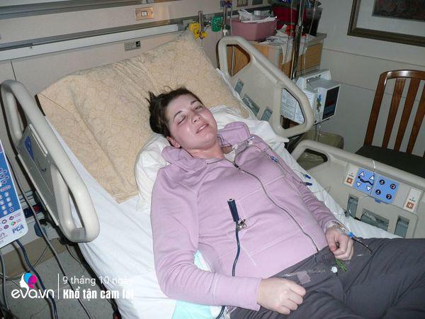 duoc doan chi con song vai tuan, trong 10 nam ba me da lam dieu khien bac si ngo ngang - 3