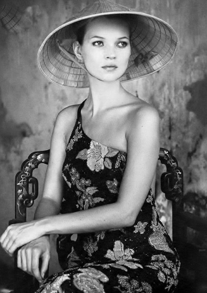 non la - tu di san van hoa den cuoc "do bo" ngoan muc tren san runway quoc te - 9