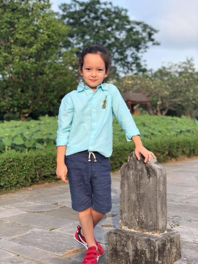 nhung em be lai dang yeu den phat hon cua nha sao viet - 3