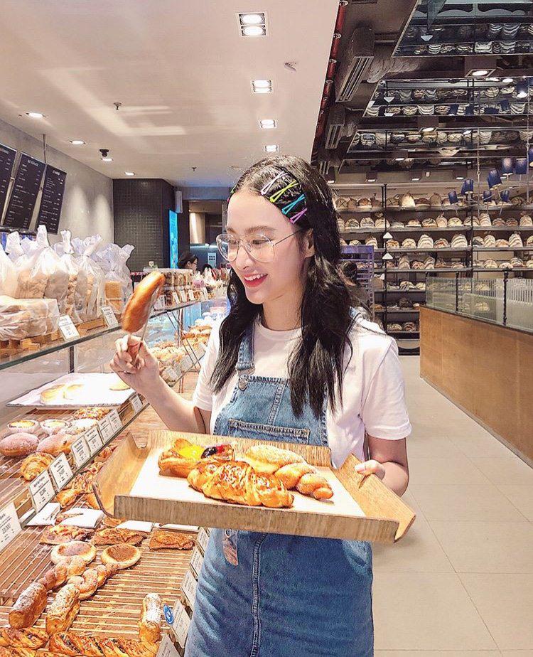 angela phuong trinh "chao he" bang hang loat vay ao tre trung, sanh dieu - 3