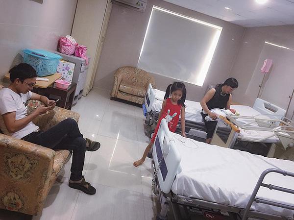 me ha noi di de o vien tu, mua goi 15 trieu ma thanh 30 trieu vi… mo khan cap - 5