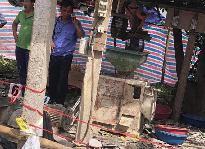 vu no may xat 2 nguoi chet: bo di nghien bot ve lam banh sinh nhat cho con trai - 1