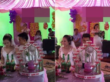 Người yêu cũ nức nở hát "Người phản bội" trong đám cưới bạn trai