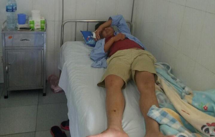 dien bien moi vu tai xe xe danh hanh khach vi con nho uong sua khong may tro tren xe - 1