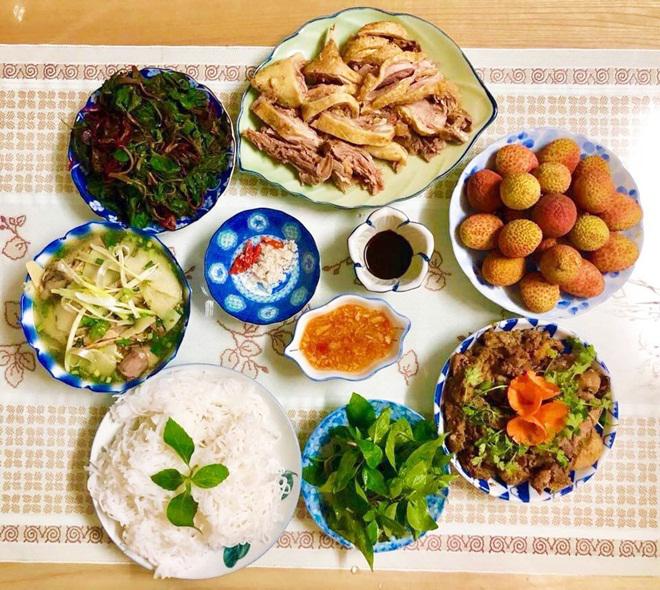 vo dam khoe cac mam com he vua ngon vua mat ai thay cung keu "uoc gi duoc an ke" - 3