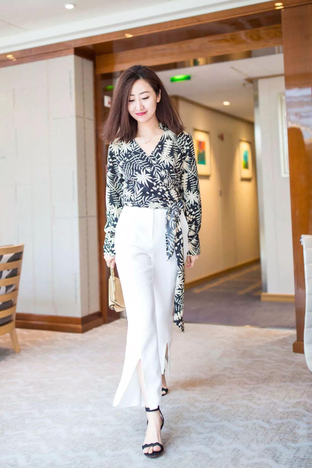 quan ong xe co gi hot ma phu nu ca the gioi do xo mua mac? - 8