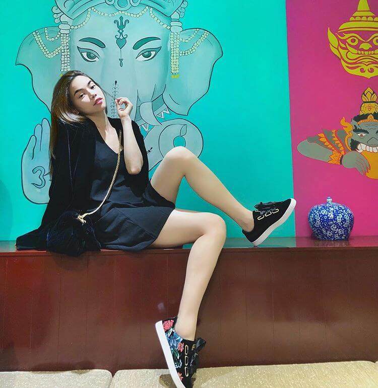 sanh dieu ra pho voi loat giay dep hot nhat mua he cung ho ngoc ha - 10
