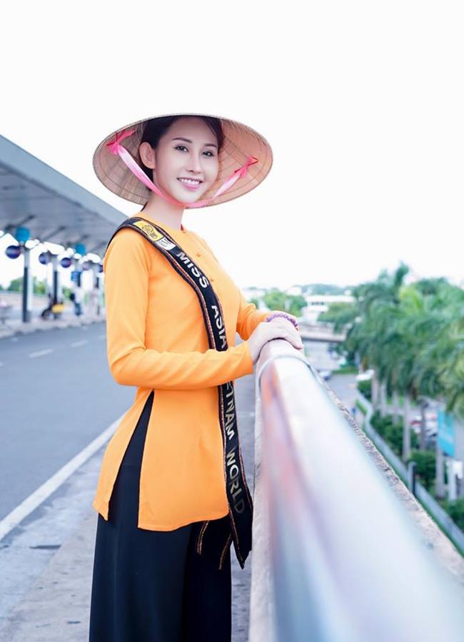 thoi trang san bay cua cac nguoi dep viet khi thi quoc te: ke sang chanh, nguoi tham hoa - 11