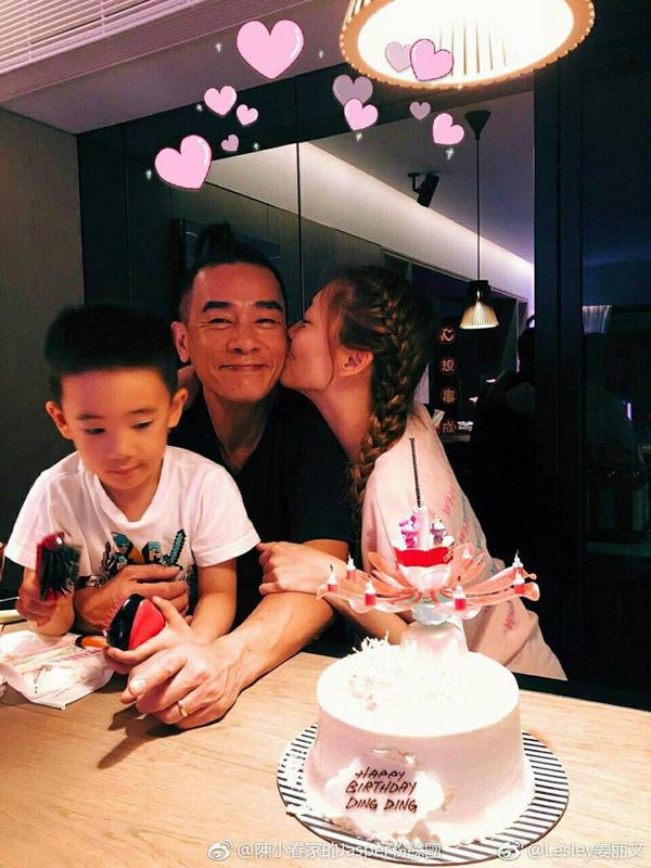 ngoi sao 24/7: ghen ti voi hanh phuc cua "vi tieu bao xau nhat man anh" - 1