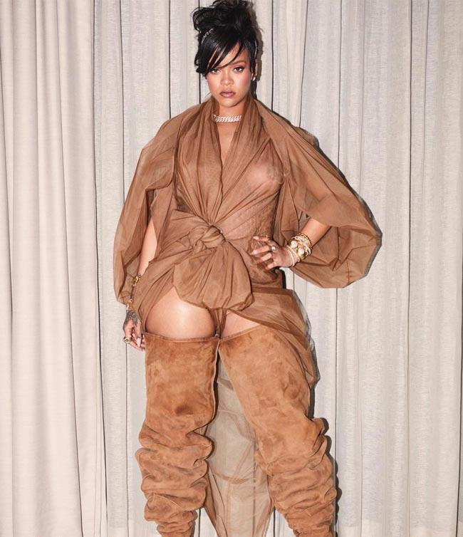 11 bo do phong khoang nhat cua rihanna - 12