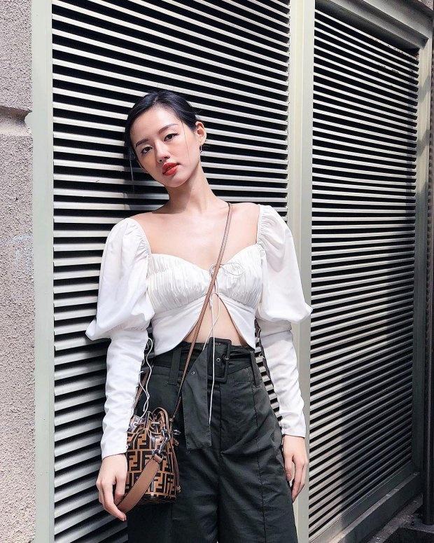 Chiếc áo lửng đắt hàng nhất tại các shop thời trang