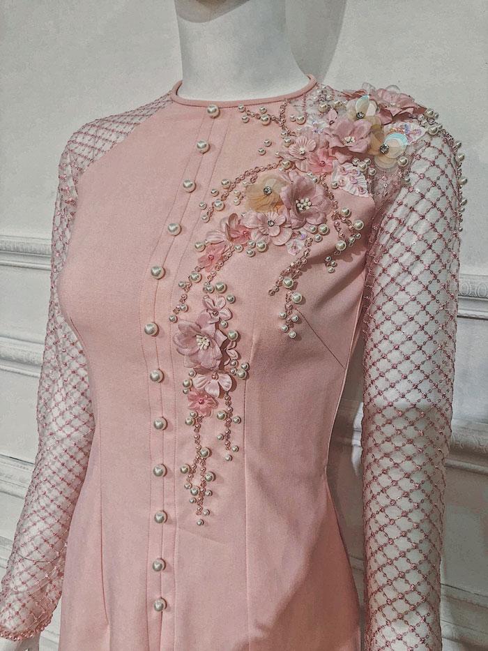 nhung dieu it ai biet ve chiec ao ba ba mau hong tai dem chung khao mien nam hhvn 2018 - 5