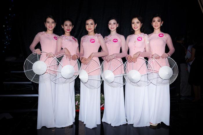 nhung dieu it ai biet ve chiec ao ba ba mau hong tai dem chung khao mien nam hhvn 2018 - 2