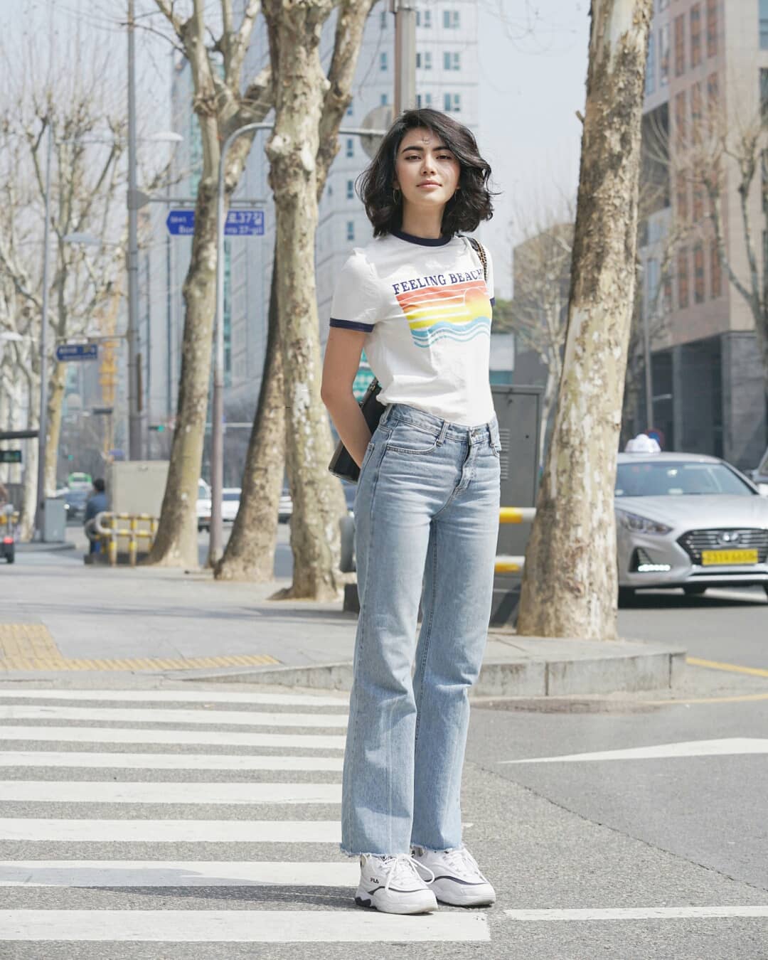 "aundrey hepburn cua thai lan" goi cam het co nhung chi thich ao phong, quan jeans - 7