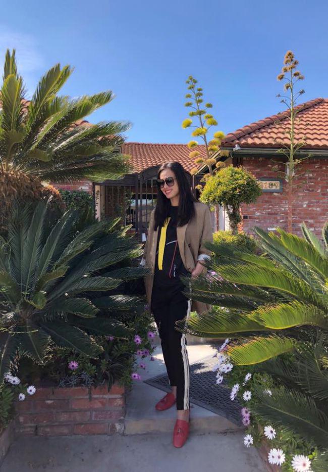 tinh cu bang kieu khoe khu vuon ngap hoa hong va cay an qua sai triu tren dat my - 11