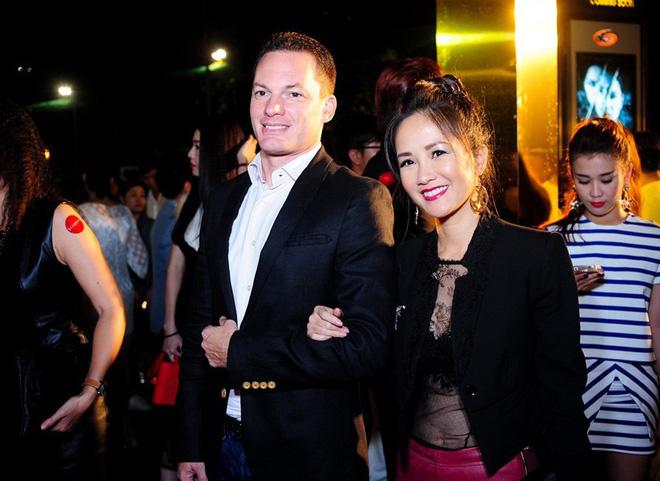 soc: sau 8 nam gan bo, diva hong nhung bat ngo tuyen bo ly hon voi chong tay - 2