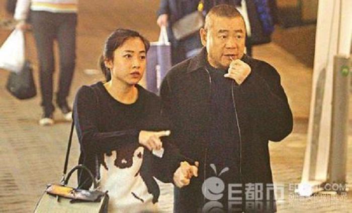 gia the cua ty phu "chuyen san my nu" cuoi cung lay nu phong vien quen nhan sac binh thuong - 12