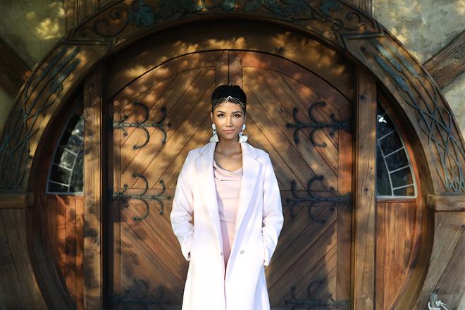 lan dau xuat ngoai, hh h'hen nie tuyen bo thich trai tay ngang trai viet - 5